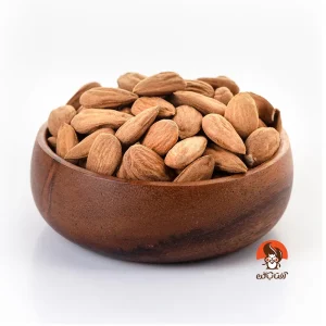 بادام درختی خام